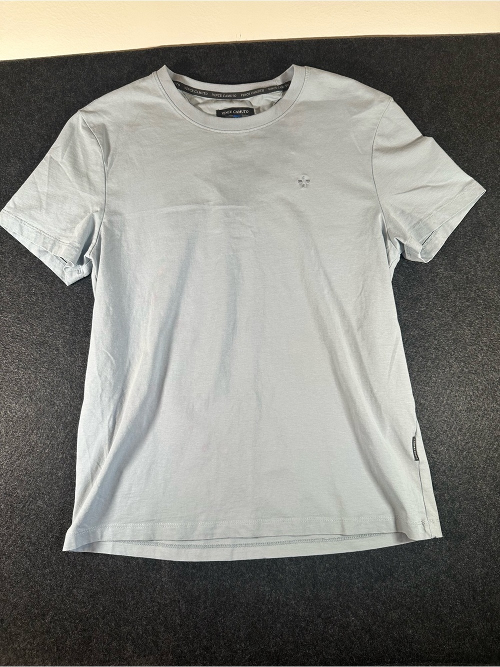 Vince Camuto Men Crew Neck T-Shirt Medium Blue Fog Short Sleeve Logo